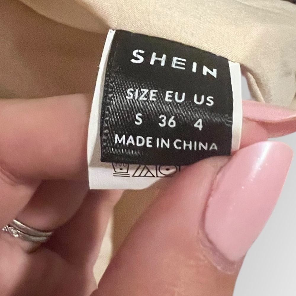 SHEIN‎ Tan Puffer Jacket - Picture 2 of 2